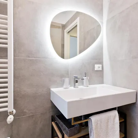 Urbanlife 70 Apartment